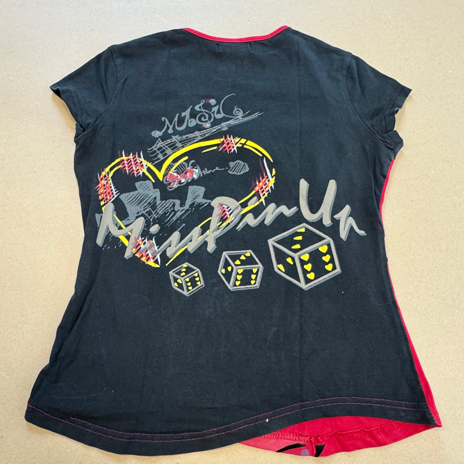 Vintage Custo Barcelona arts summer t-shirt – Close-up 4