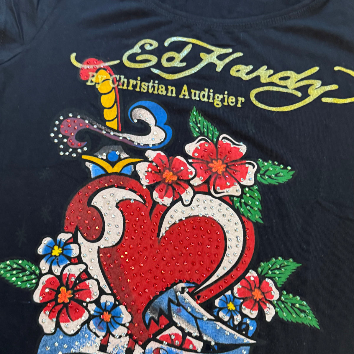 Vintage Ed Hardy Y2K rhinestones t-shirt – Close-up 1
