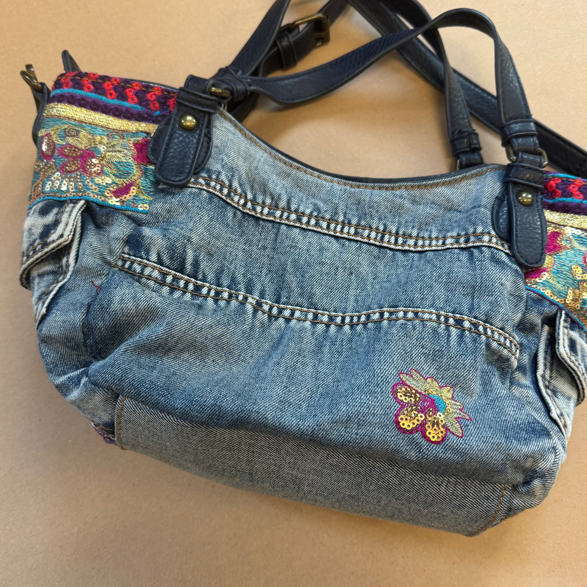 Vintage glitter jeans Desigual handbag – Close-up 1