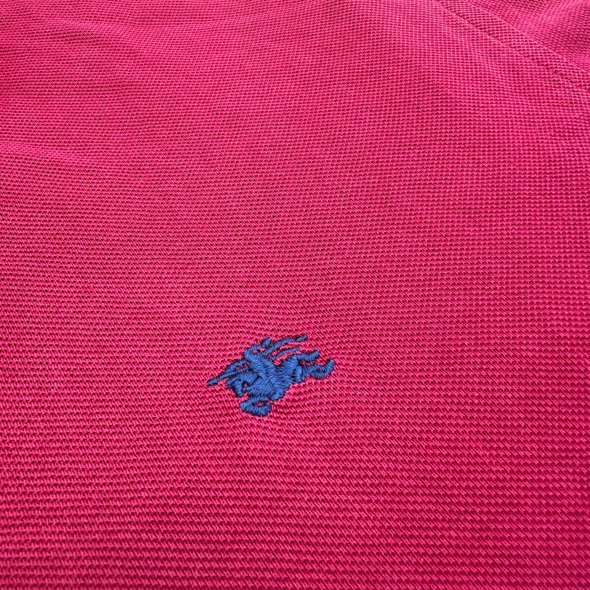 Vintage red Burberry London poloshirt – Close-up 2