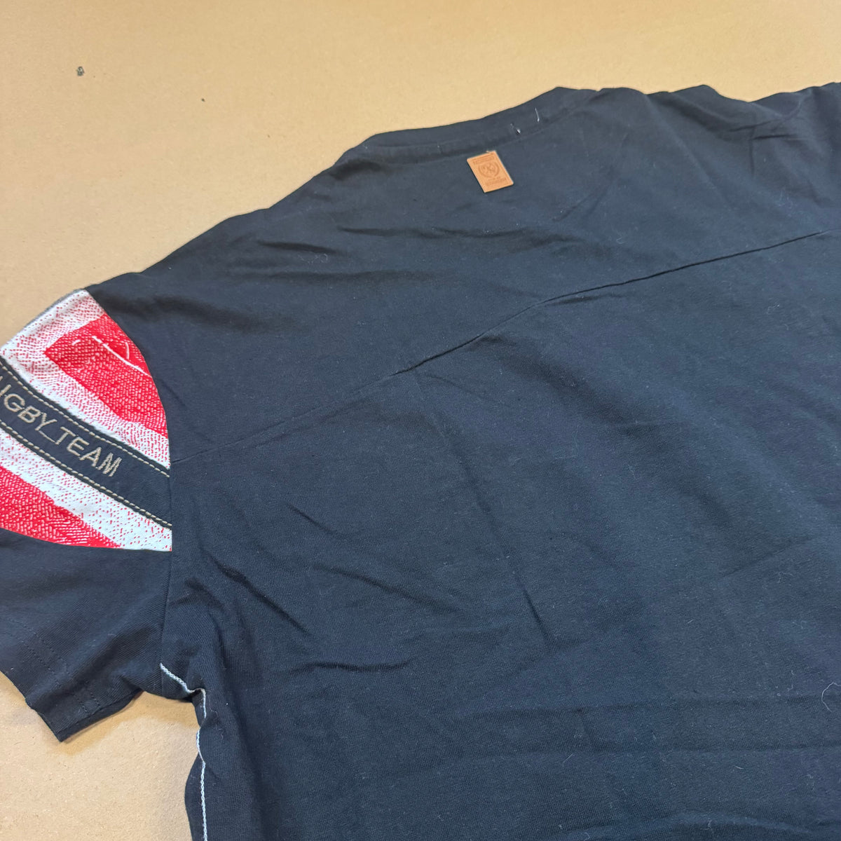 Vintage Rugby team t-shirt by Geographical Norway – Close-up 3