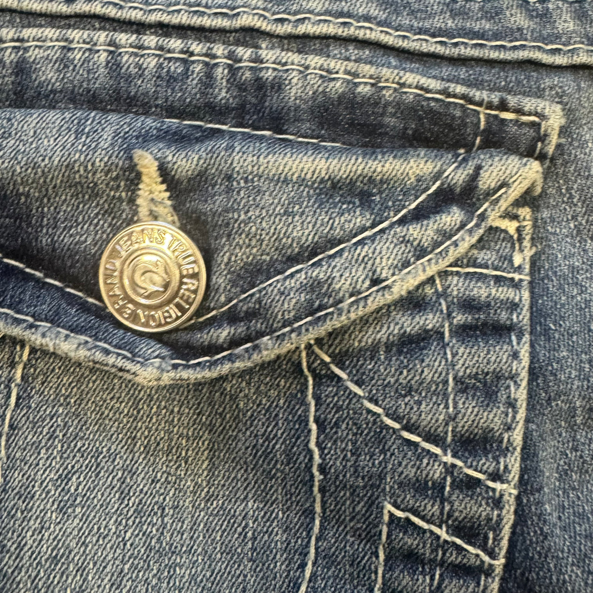 Vintage True Religion slim jeans – Close-up 2
