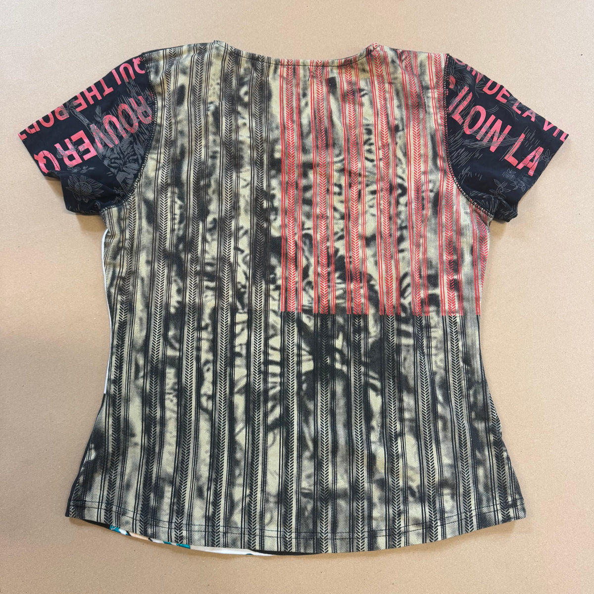 Vintage "True Romance" Custo Barcelona t-shirt – Close-up 3