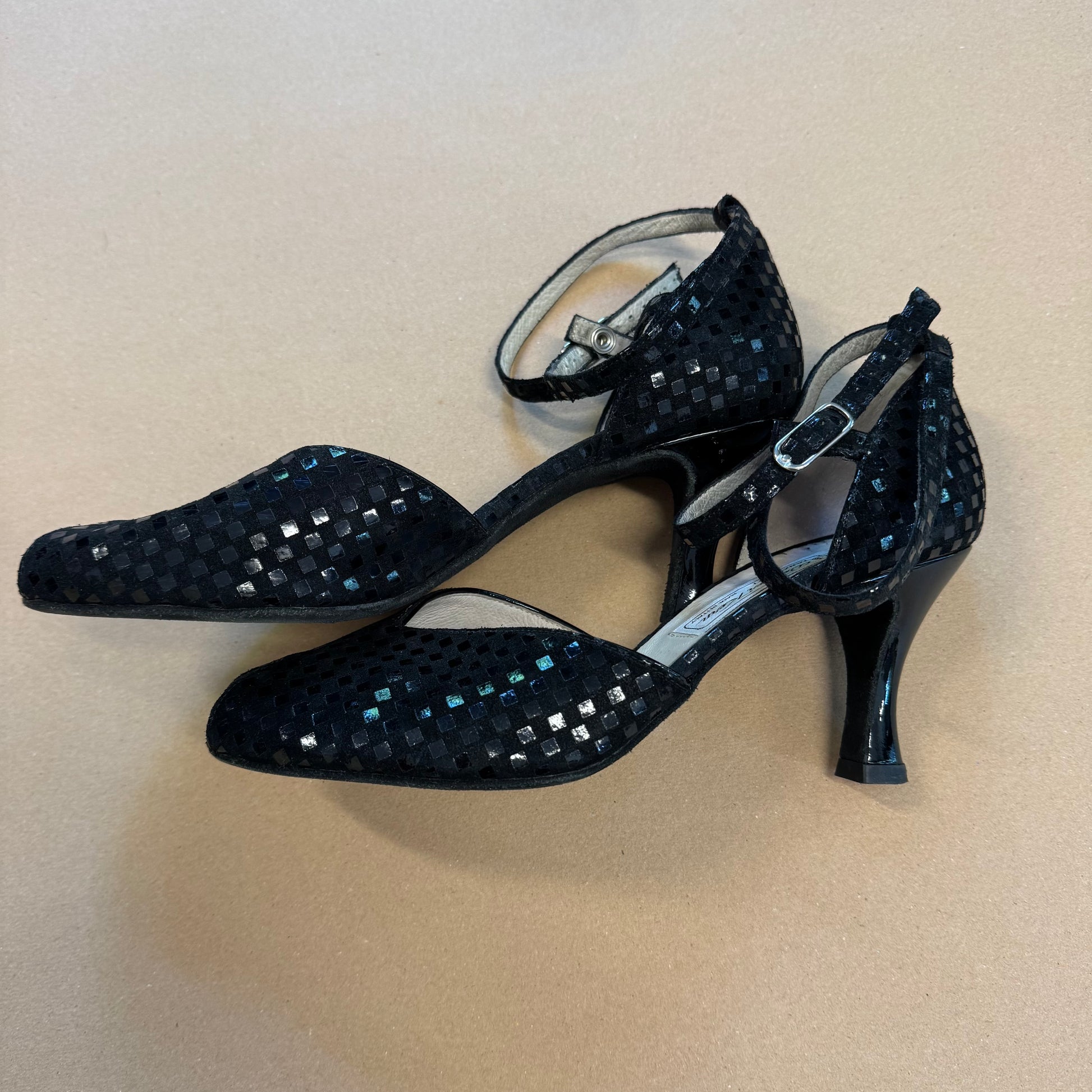 Werner Kern Tanzschuhe high heels – Close-up 2