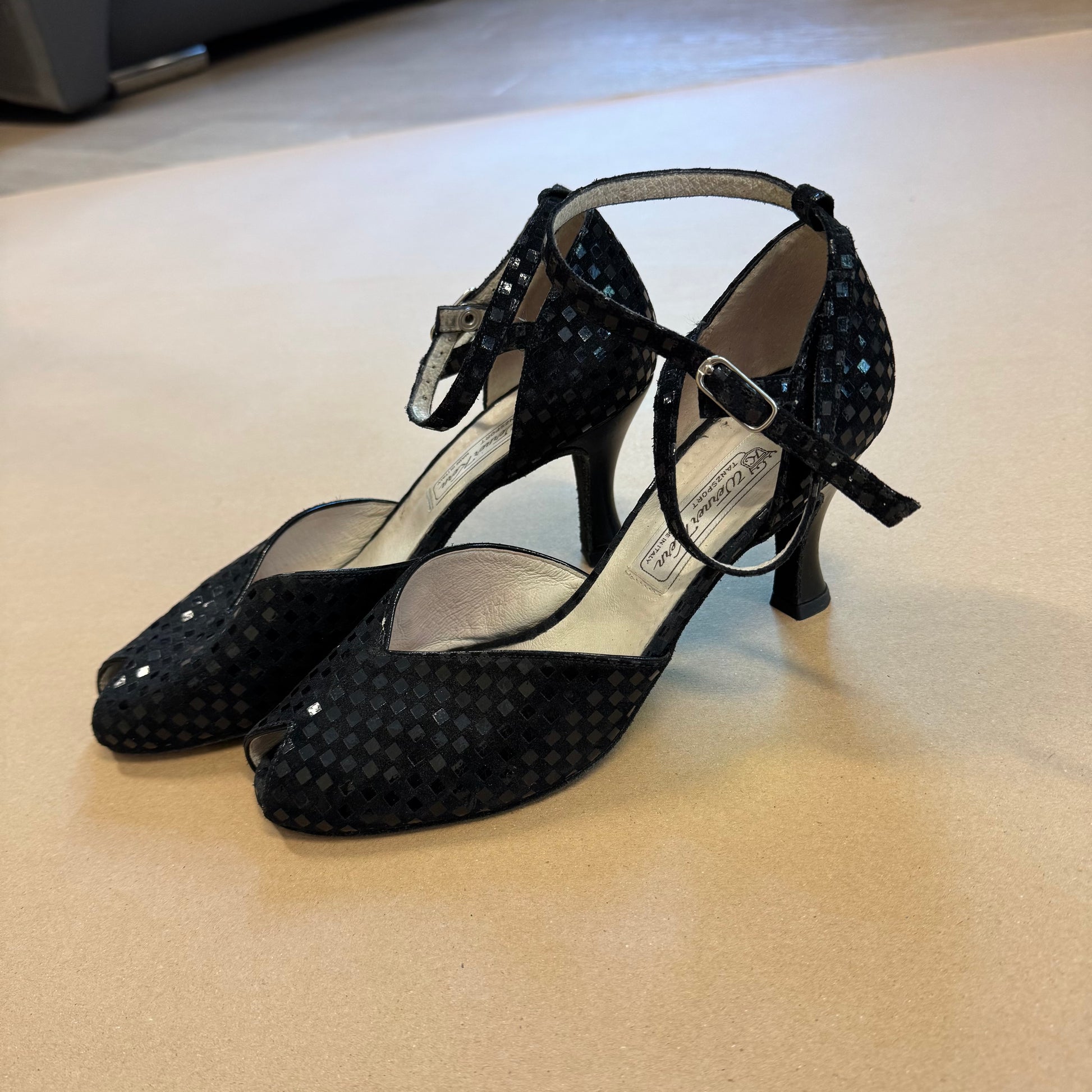 Werner Kern Tanzschuhe high heels – Close-up 5
