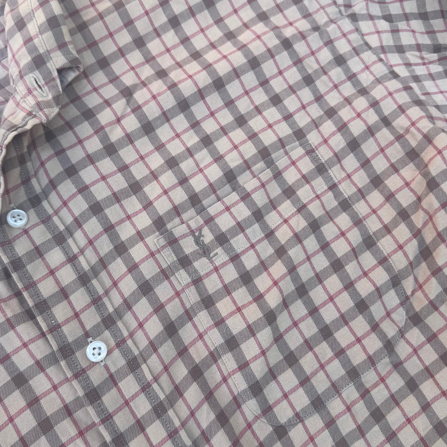 Yves Saint Laurent vintage checkered shirt – Close-up 2